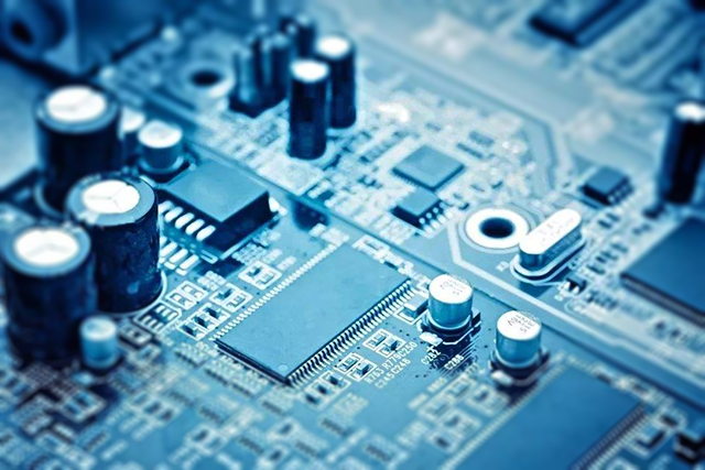 供應(yīng)美光 NAND 存儲(chǔ)器 IC、萊迪思硬件管理控制器、英特爾 FPGA IC